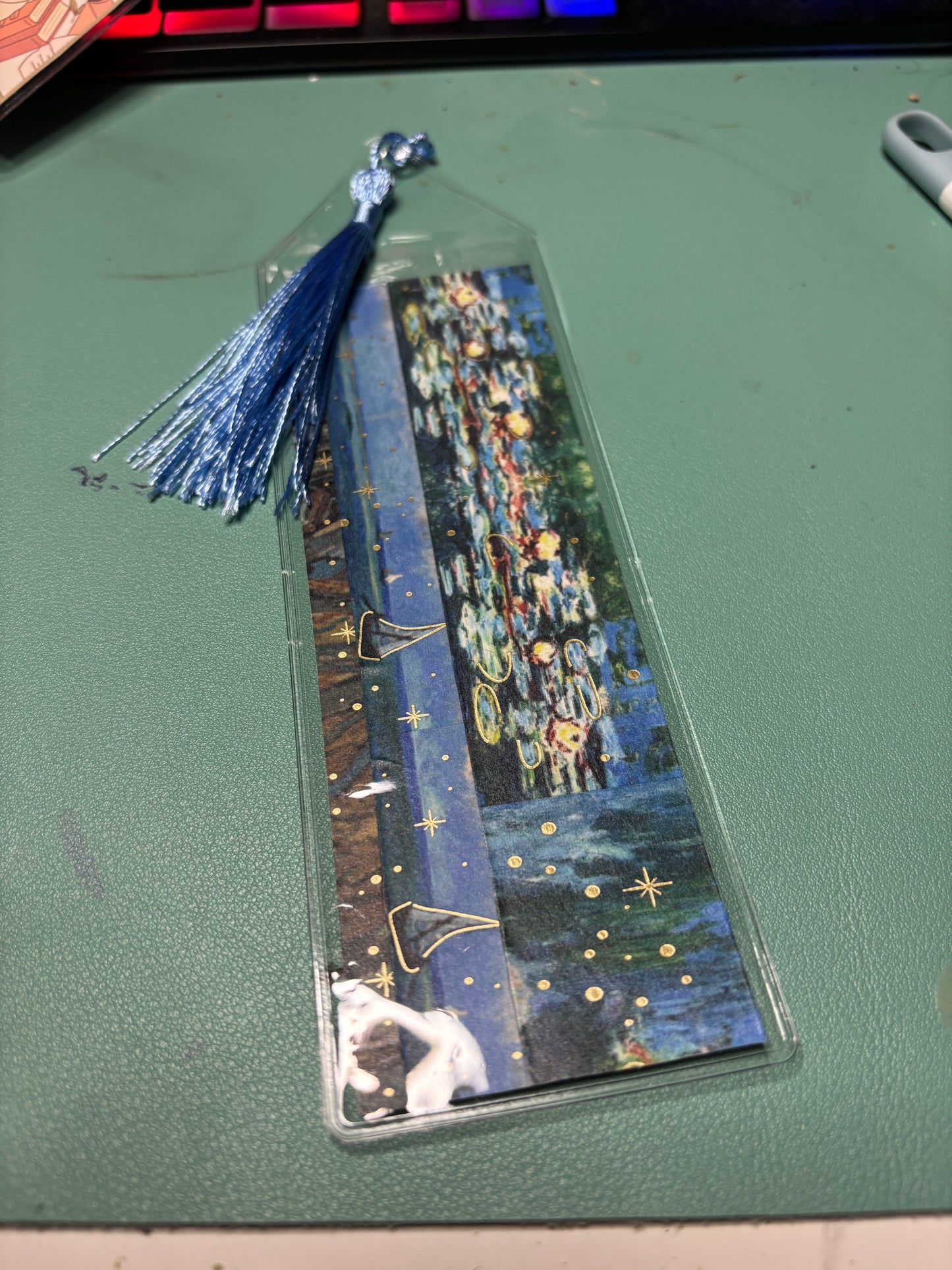 Shining‑Inspired “Here’s Johnny” Owl Bookmark • Original Stanley Hotel Photo • Horror Book Lover Gift • One‑of‑a‑Kind Handmade Bookmark with Tassel & Decorated Back
